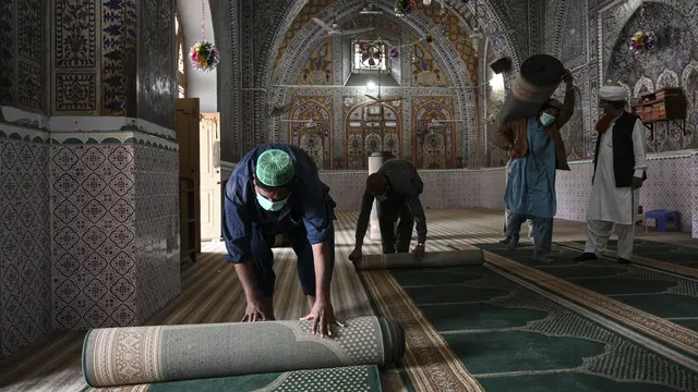 Model Sajadah Masjid yang Umum Digunakan, Bikin Ibadah Makin Khusyuk