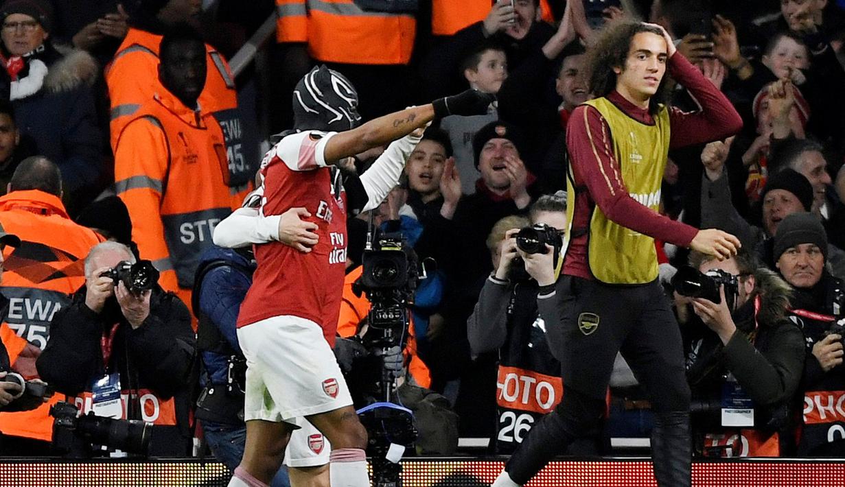 Foto Bobol Gawang Rennes Aubamayeng Kenakan Topeng Black Panther Bola Liputan6 Com