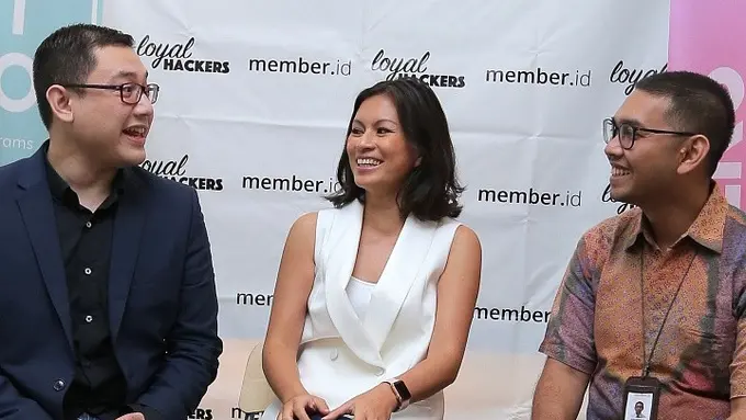 Launching loyalhackers.com