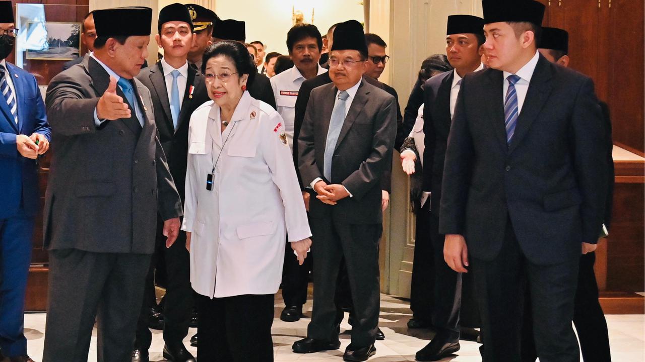 PDIP Patahkan Muzani: Sikap Ibu Megawati ke Gibran Biasa Saja, Tidak Seakrab ke Pak Prabowo
