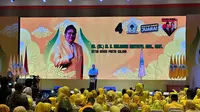 Ketua Umum (Ketum) Partai Golkar Airlangga Hartarto saat memimpin rapat konsolidasi kader di Bandung, Jawa Barat, Jumat (19/1/2024). (Liputan6.com/Nanda Perdana Putra)