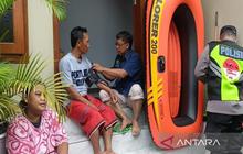 Polres Batang Gelar Pemeriksaan Kesehatan Massal untuk Warga Terdampak Banjir