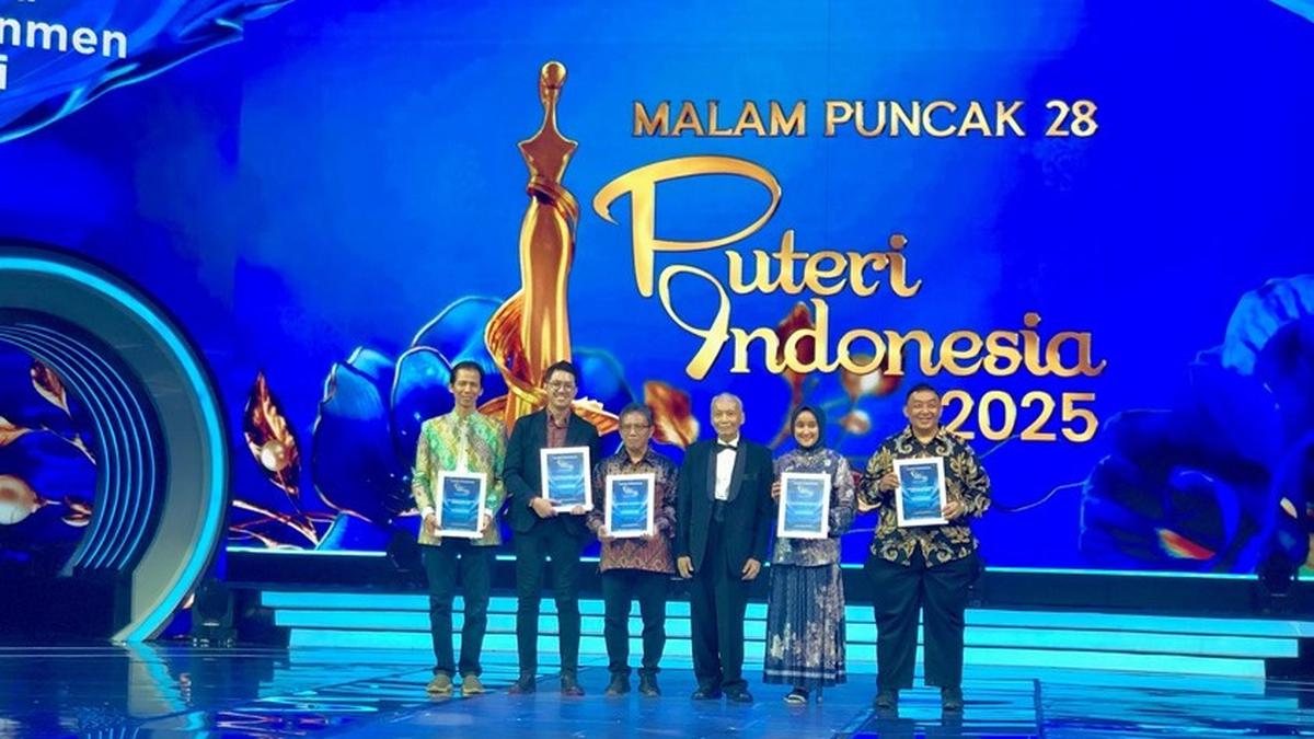 UBSI Raih Penghargaan Lifetime Achievement di Ajang Puteri Indonesia 2025, Dukungan untuk Dunia Pendidikan Wanita