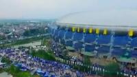 Persib akan menjamu Persija di Stadion Gelora Bandung Lautan Api.