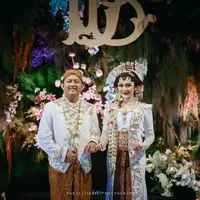 10 Potret Pernikahan Denny Caknan dan Bella Bonita. (Foto: instagram.com/denny_caknan)