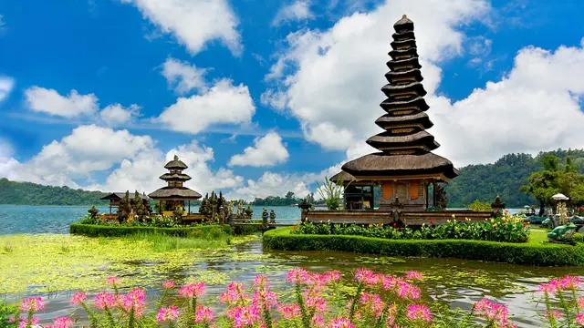 Pura Ulun Danu Bratan.