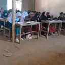 Murid SD di Sukabumi Belajar Berlantai Tanah, Atap Nyaris Bocor