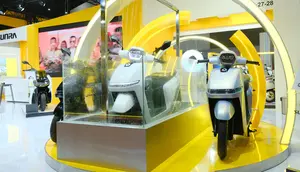 Skutik listrik Future bersama produk lain dari Sunra seperti Legend juga hadir di Jakarta Fair di Hall A H27-28.