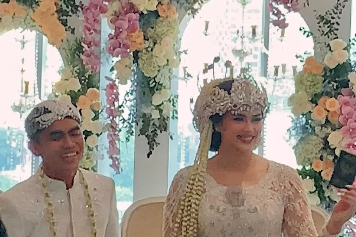 7 Momen Pernikahan Catherine Wilson dan Idham Masse, Mas Kawin Emas 100 Gram
