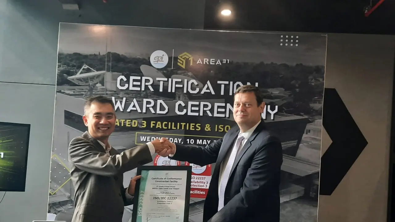 AREA31 Mendapatkan Sertifikat RATED 3 Facilities dan Menjadi Data Center Pertama di ASEAN yang Meraih ISO 22237. Dok: AREA31