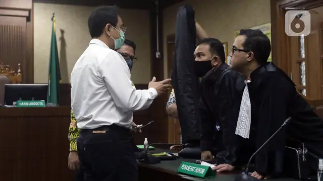 FOTO: Suap Penanganan Perkara, Mantan Wakil Ketua DPR Azis Syamsuddin Dihukum 3 Tahun 6 Bulan Penjara
