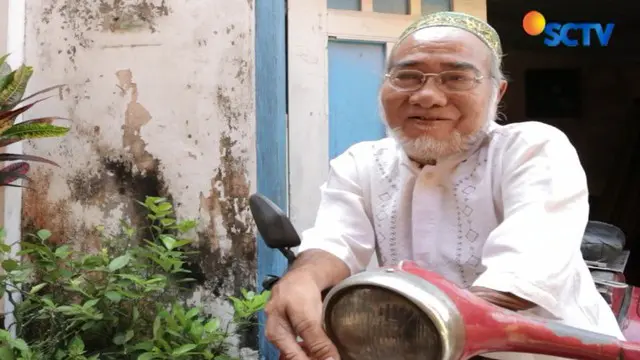 Kisah Abi Slamet, Difabel 70 Tahun yang Buka Jasa Servis Jam Tangan