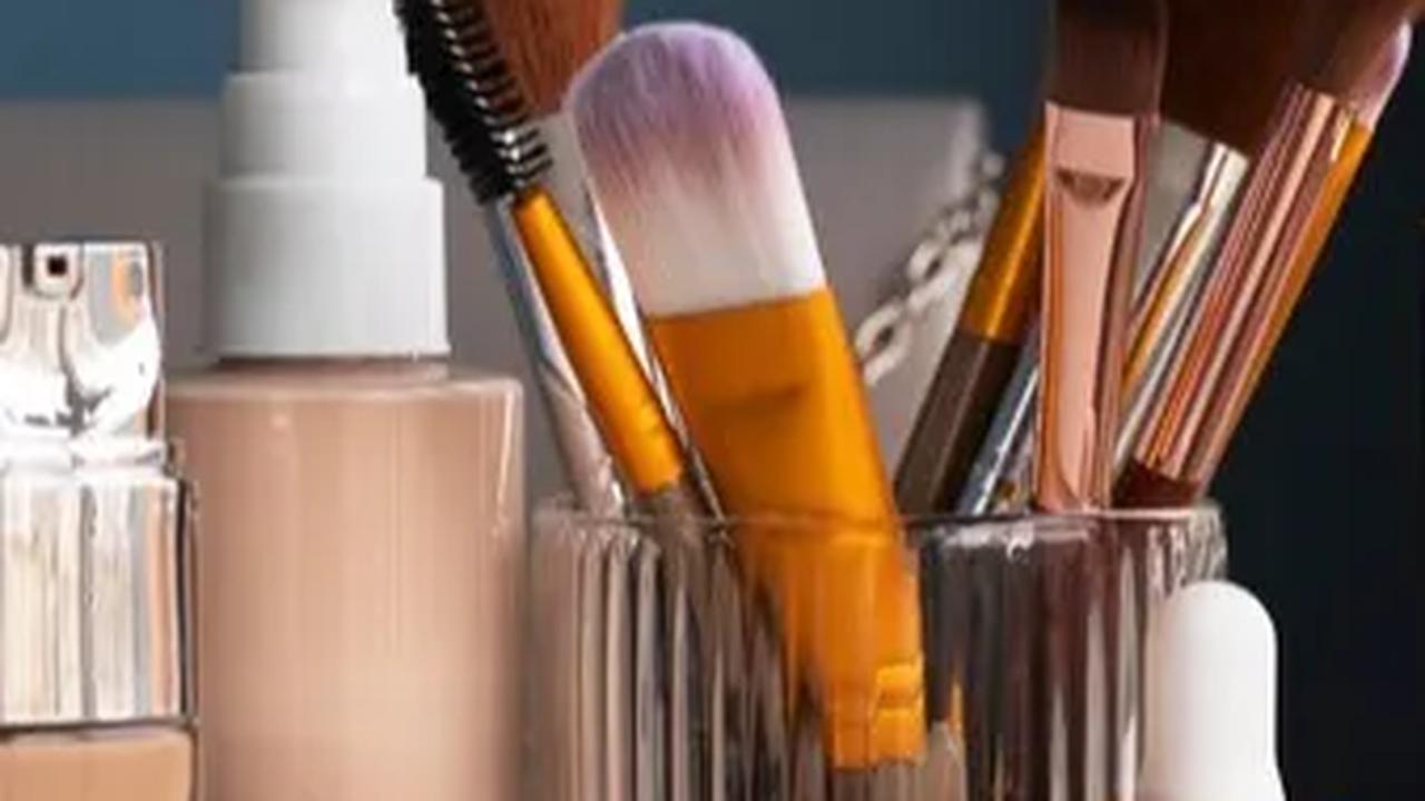 Mengenal Alat Makeup