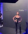 Asmara Abigail turut hadir dalam fashion show Mugler di Paris Fashion Week 2023 [@asmaraabigail]