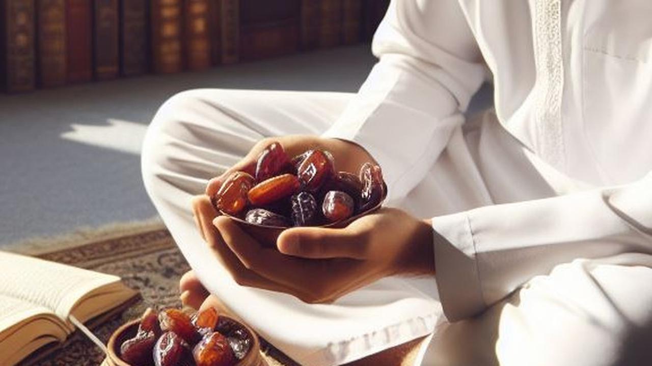 Doa Sahur Puasa Rajab 2024, Lengkap Beserta Keutamaannya