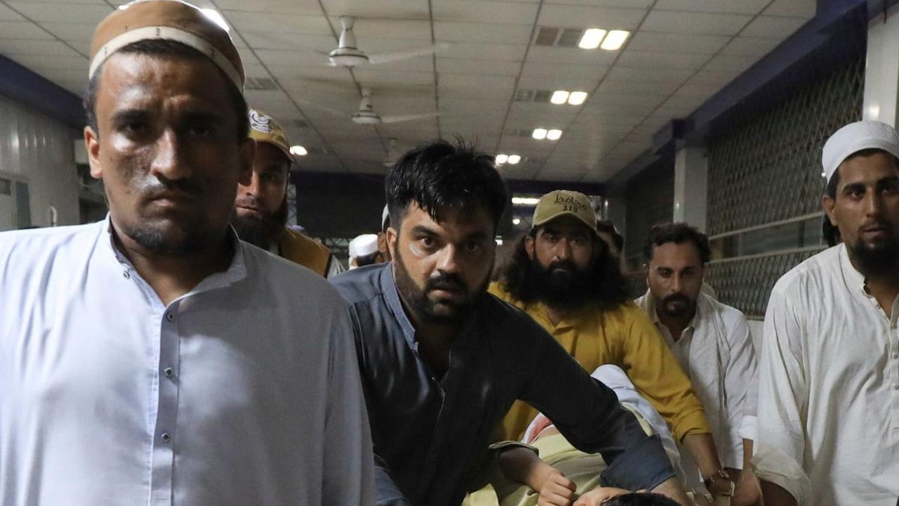 Salah satu yang jadi korban dari insiden tersebut adalah Sabeeh Ullah (24). Ia mengalami luka parah yang mengakibatkan bagian lengannya hilang akibat terkena ledakan.