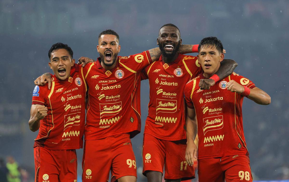 FOTO: Persija Jakarta Tundukkan Persebaya Surabaya Tiga Gol Tanpa Balas