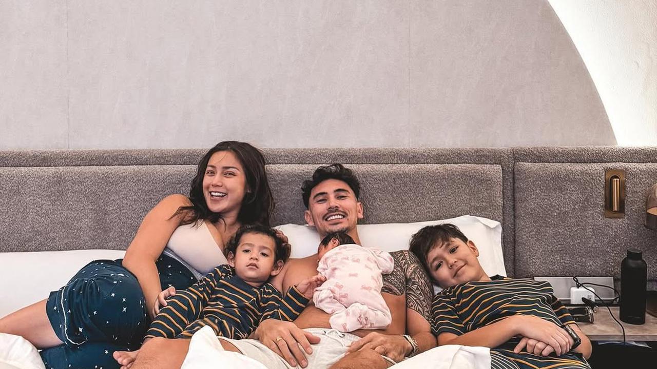 Potret Mesra Vincent Verhaag dan Jessica Iskandar, Disebut Jadi Suami dan Ayah Terbaik Oleh Netizen