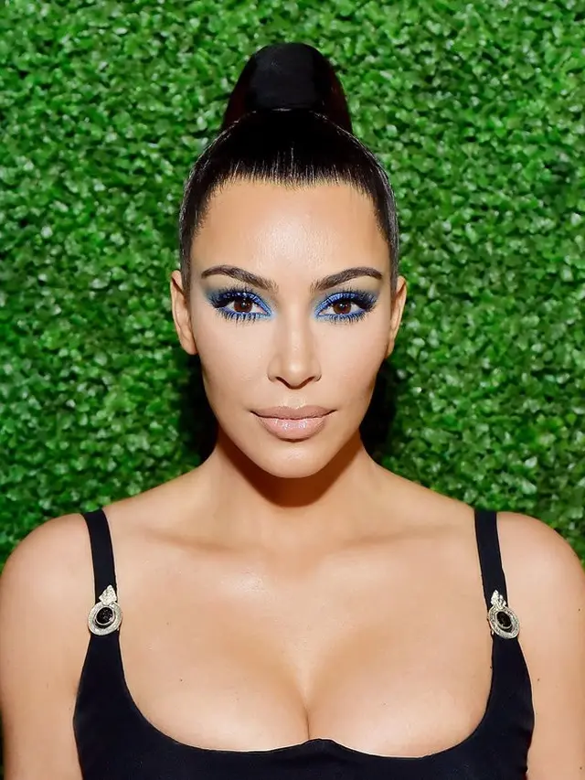 [Bintang] Terinspirasi dari Dandanan Hollywood, Intip Konsep Eye Makeup untuk Acara Siang dan Malam