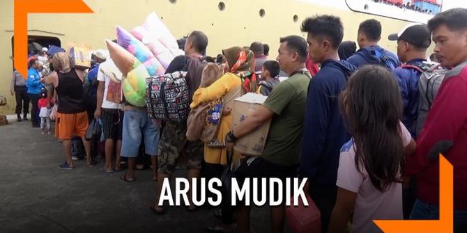 VIDEO: 1600 Pemudik Berangkat dari Pelabuhan Yos Sudarso Ambon