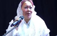 VIDEO: Kelakar Anak Presiden Gus Dur "Banyak Untuk Nutupi Aib, Jual Nama Bapak"