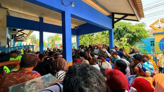 Warga geruduk sekolah usai terbongkarnya kasus perundungan maut