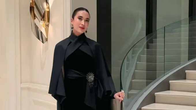 Gaya Widiyanti Putri, menteri pariwisata baru. (credit: instagram.com/widi.wardhana)