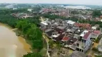 Tanggul Jebol di Bekasi Diperbaiki hingga Beban Bumi Makin Berat