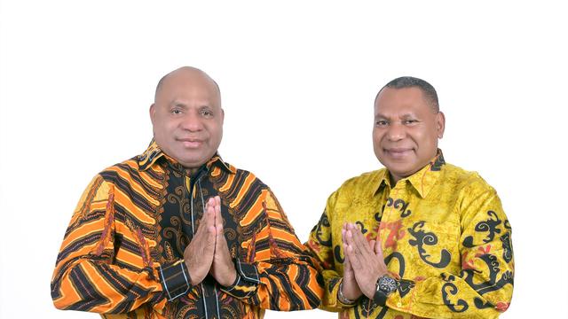 Mathius Fakhiri dan Aryoko Rumaropen