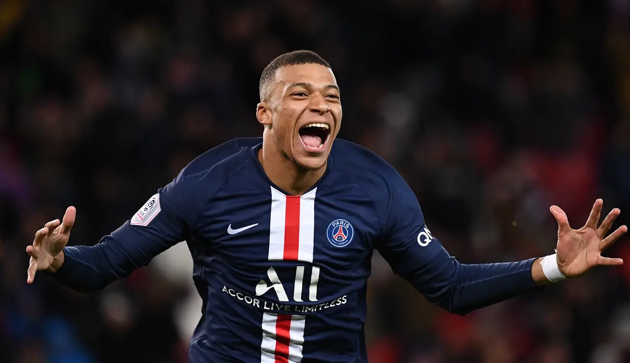 Kylian Mbappe (180 juta euro) - Mbappe menjadi wonderkid yang memiliki market value tertinggi. Pemain berusia 21 tahun ini telah mengoleksi 18 gol dari 20 pertandingannya bersama PSG di musim ini. (AFP/Franck Fife)