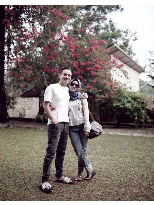 Tahun Bersama, Ini 6 Momen Rionaldo Stokhorst dan Istri yang Selalu Harmonis (sumber:Instagram/rio.stokhorst)