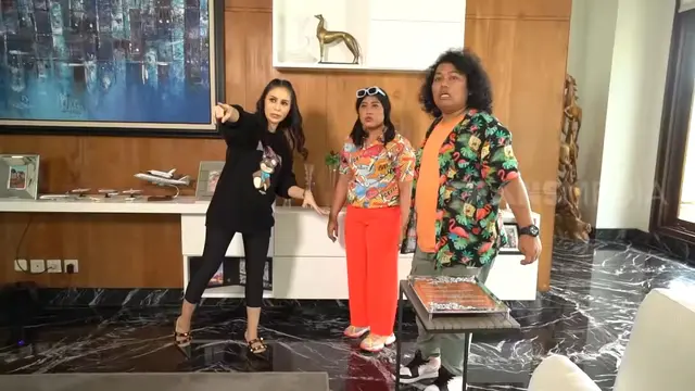 [Fimela] Marshel Widianto ke rumah Momo Geisha
