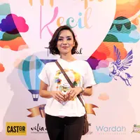 "Yang susah justru harus makan 2 jam sekali karena mudah banget lapar. Jadi pas latihan perut sering merasa lapar," kata Enno Lerian ditempat yang sama.  (Nurwahyunan/Bintang.com)