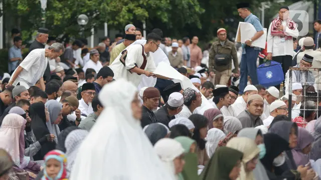 Sholat Idul Adha di Masjid Agung Al-Azhar