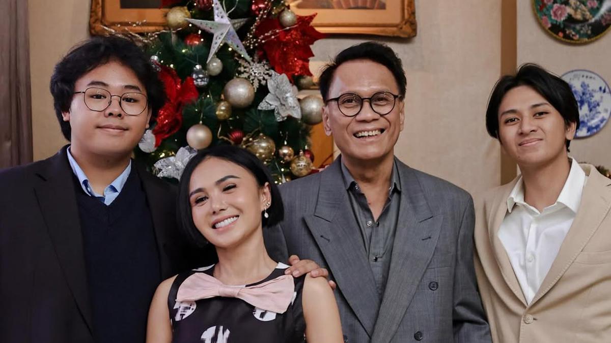 6 Potret Yuni Shara Rayakan Natal 2025 Bareng Henry Siahaan, Silaturahmi Hangat dengan Mantan Suami