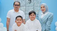 7 Potret Ririe Fairus dan Mantan Suami Setelah Ayus Nikahi Nissa Sabyan, Kompak