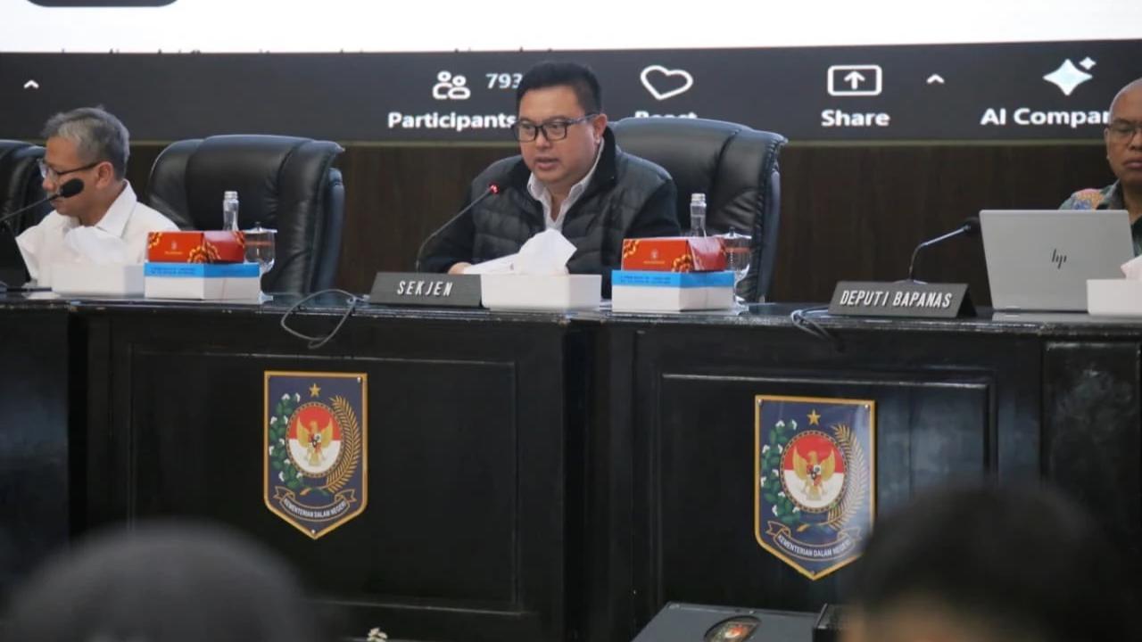 Sekjen Kemendagri Tomsi Tohir saat membuka Rakor Pengendalian Inflasi