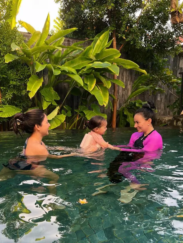 Chloe Anak Asmirandah (Instagram @asmirandah89)