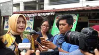 Marlinda usai menjenguk Setnov di RS Premier Jakarta
