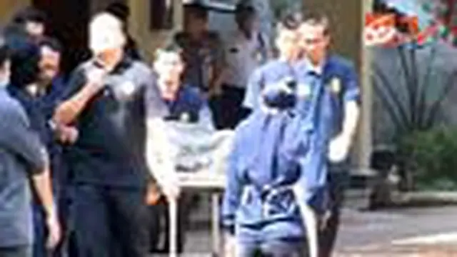 Tim Forensik Identifikasi Belasan Kantung Jenazah
