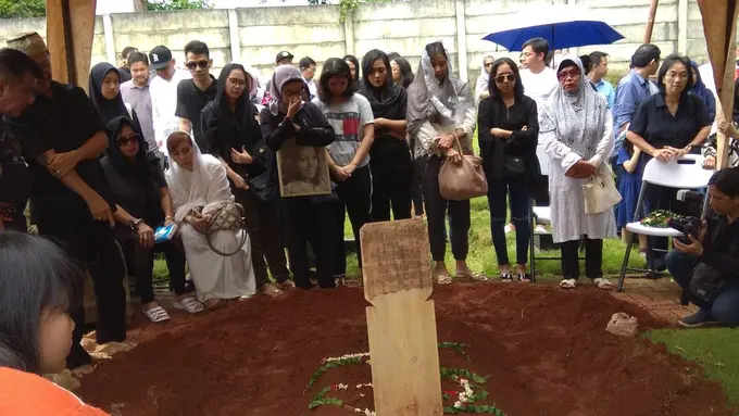 [Bintang] Itje Komar