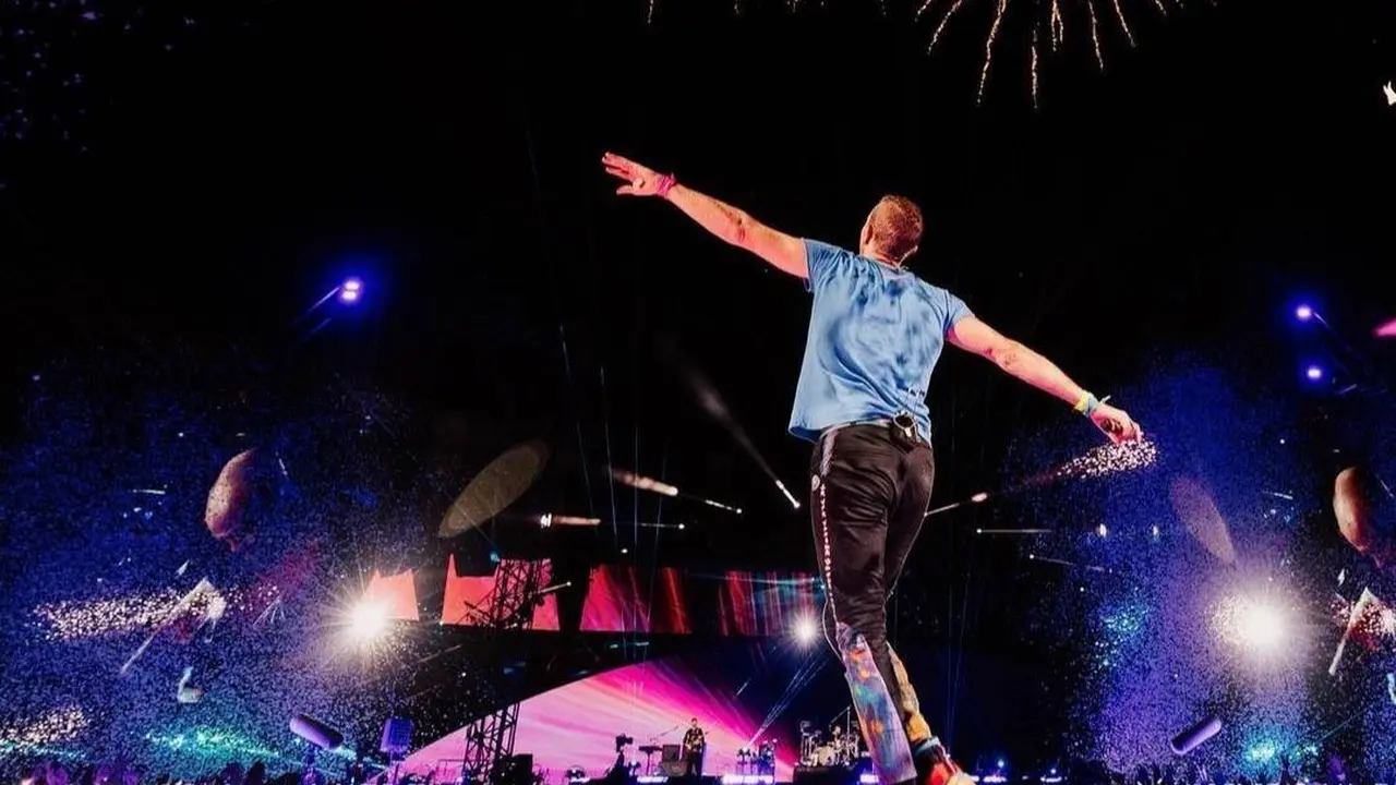 Lirik Lagu Coldplay - Charlie Brown dan Terjemahan Bahasa Indonesia