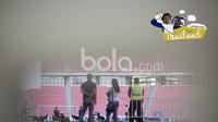 Latihan Tertutup Timnas Thailand di Stadion Rajamangala, Thailand. (Bola.com/Vitalis Yogi Trisna)