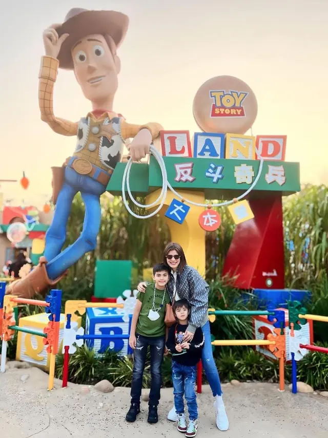 Carissa Puteri sedang menikmati liburan di Hongkong