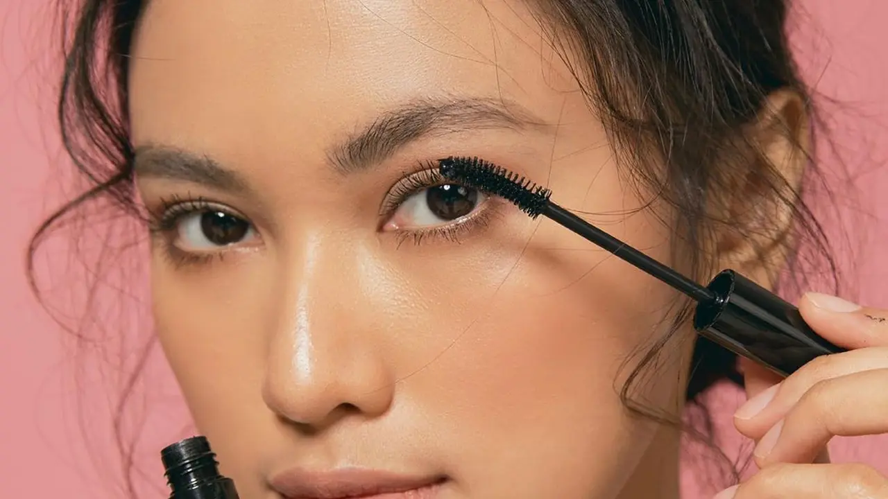 BATLASH! Eyelash Perfector