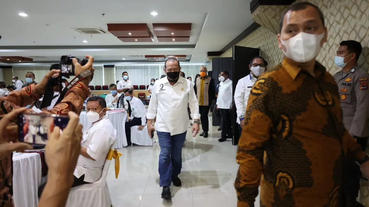 Ketua DPD RI: Dibutuhkan Inovasi dari Pemerintah Daerah untuk Pulihkan Ekonomi Daerah