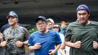 Pramono Anung berolahraga di kawasan car free day (CFD) Jakarta, Minggu pagi (8/12/2024). (Foto: Tim Pramono Anung)