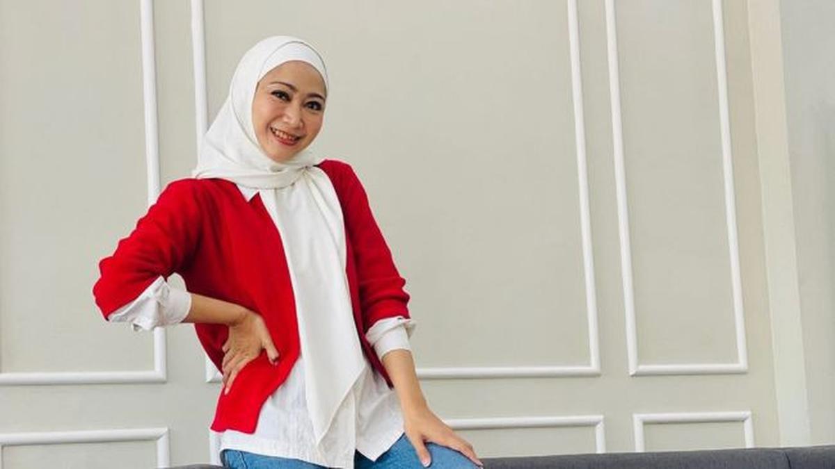7 Potret Terbaru Ira Swara, Pedangdut yang Comeback Bermusik Usai Ekonomi Keluarga Memburuk