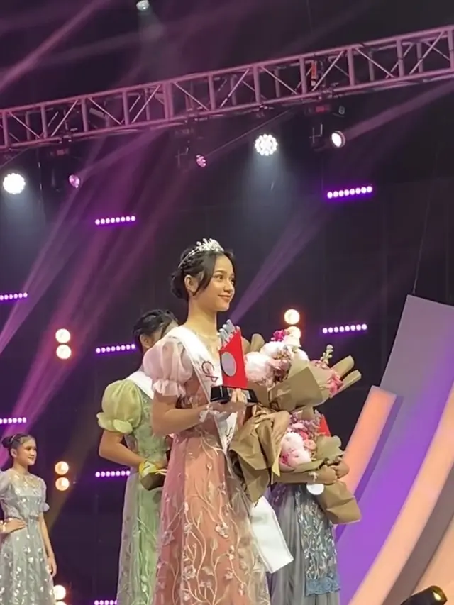 Ungkapan Bangga Cut Tari Atas Kemenangan Sydney Raih Juara 1 Gadis Sampul 2024. (instagram/cuttaryofficial)