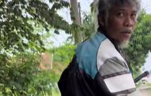 Bantu Bapak-Bapak yang Harus Dorong Motor karena Rantai Putus, Aksi Pria Ini Tuai Pujian Warganet
